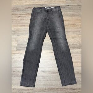 Jessica Simpson Kiss Me Size 29 Black Medium Wash Skunny Jeans